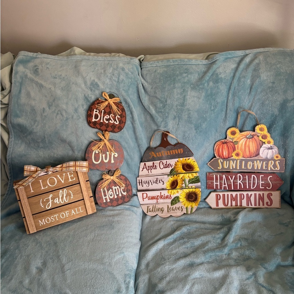 Autumn Themed Wall Decor Set